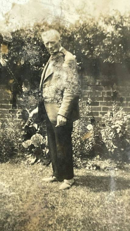 The Mccabe Family Reading Old Cemetery